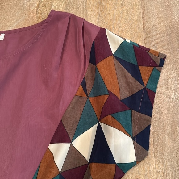 UMGEE  USA SIZE SMALL - Picture 7 of 9